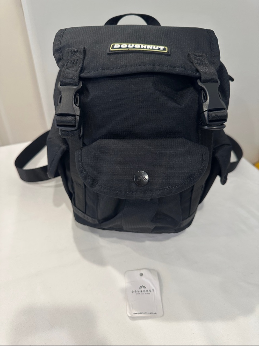 Doughnut Black Compact Canvas Backpack for Men